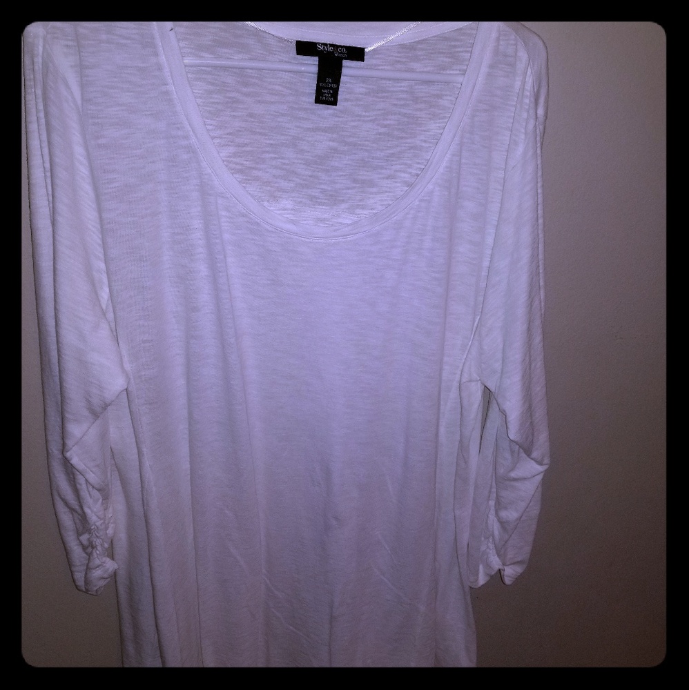 3/4 sleeve Scoop Neck Shirt